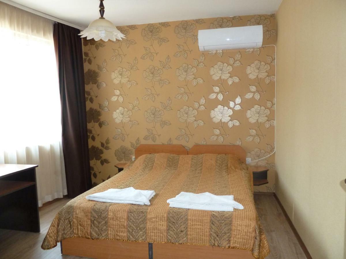 Tarnovski Dom Guest Rooms เวลีคอเทอร์โนโว ภายนอก รูปภาพ