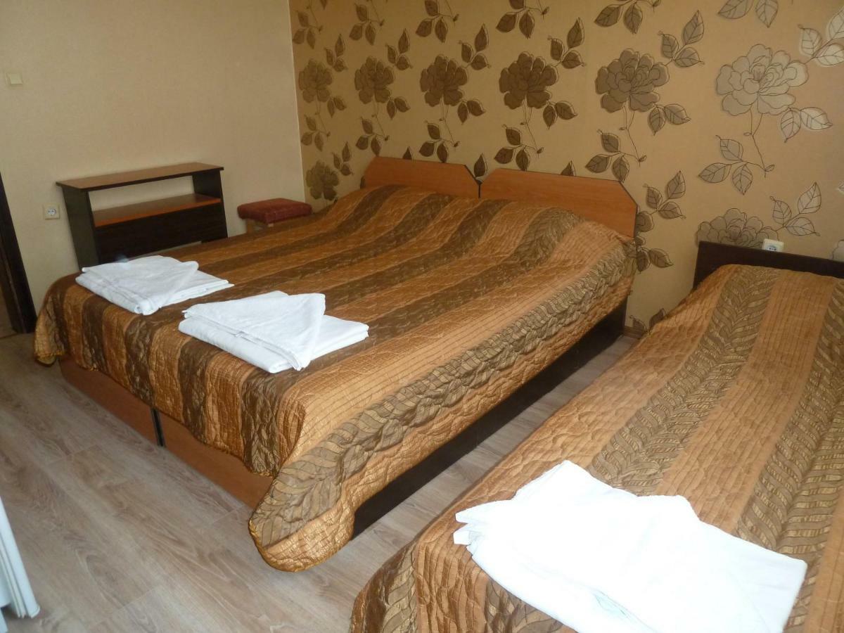 Tarnovski Dom Guest Rooms เวลีคอเทอร์โนโว ภายนอก รูปภาพ